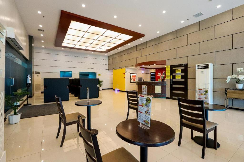 Hotel Sogo Macapagal Paranaque City Ngoại thất bức ảnh